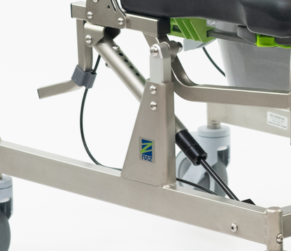 RAZ AT (Attendant Tilt) Standard Dusch- und Toilettenstuhl